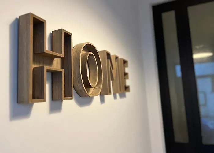 Luxury 11 דירה *