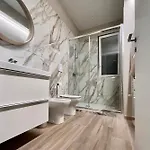 Luxury 11 شقة باري